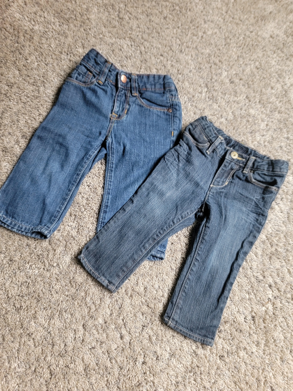 GAP Kids Denim Jeans Duo in Dark and Medium Blue 12-18 Months